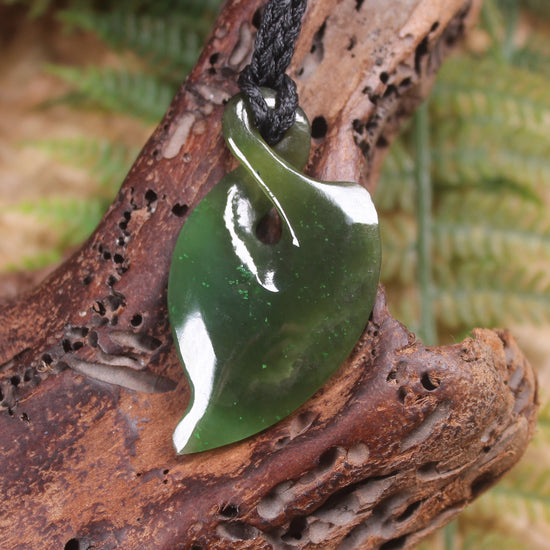 Twist carved from Rimu Pounamu - NZ Greenstone
