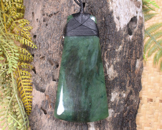 Kawakawa Pounamu Toki