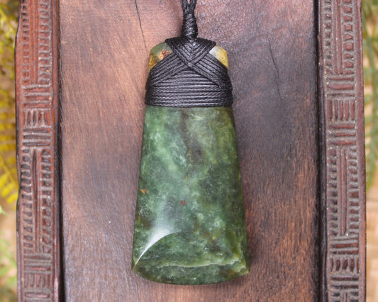 Toki or Adze Pendant carved from Flower Jade Pounamu - NZ Greenstone