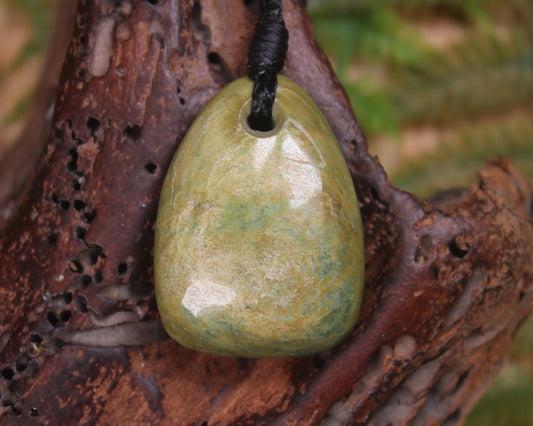 Freeform Flower Jade pendant