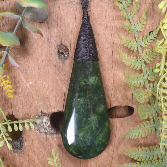 Kawakawa Pounamu Roimata Pendant - NZ Greenstone