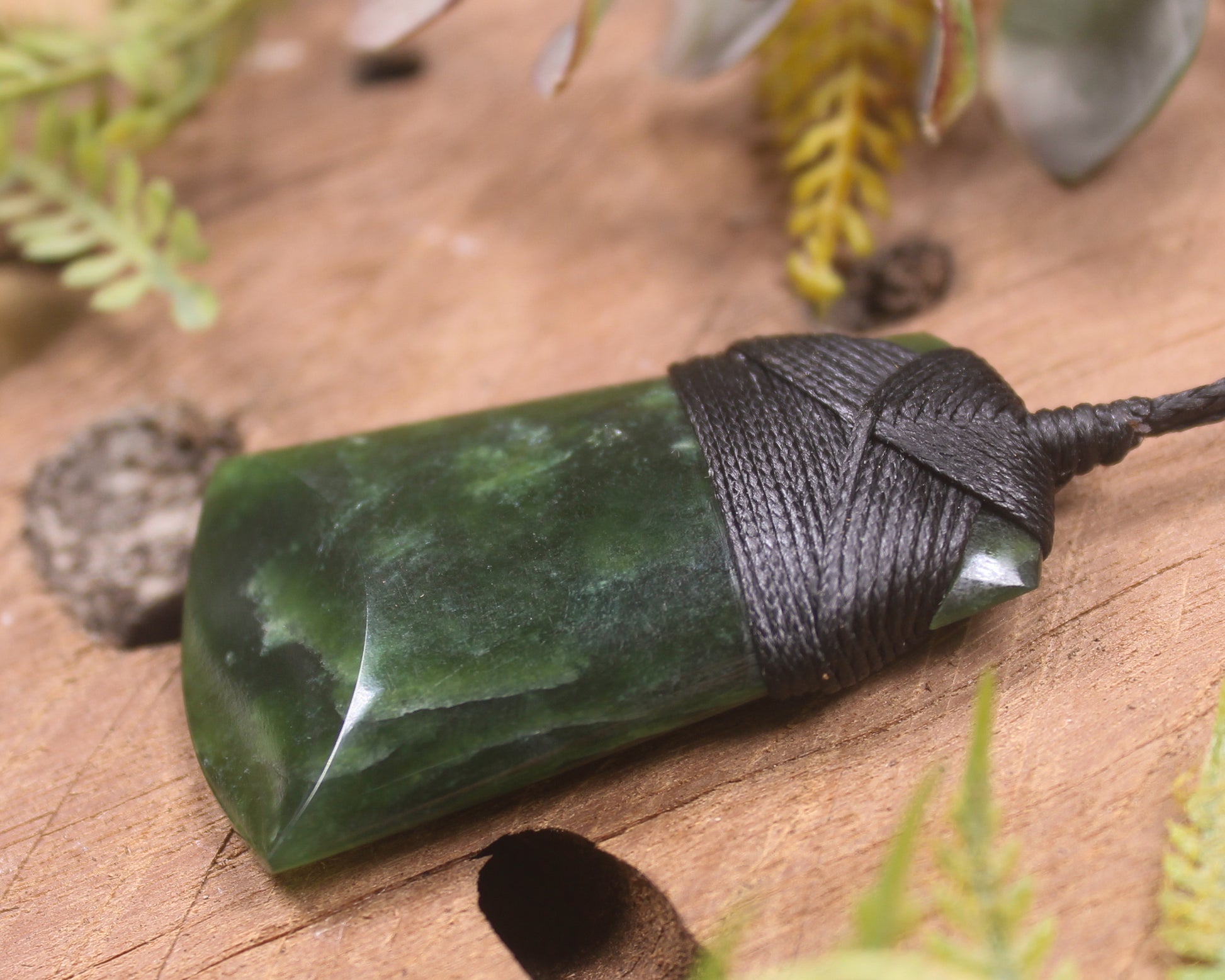 Kawakawa Pounamu Toki