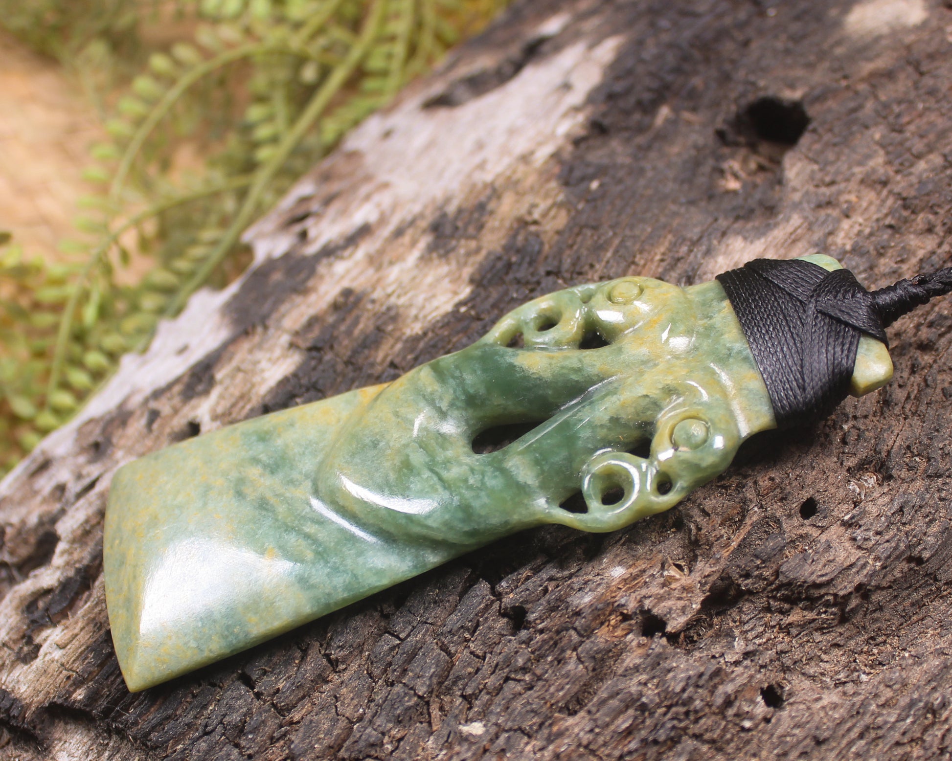 Flower Jade Pounamu Toki