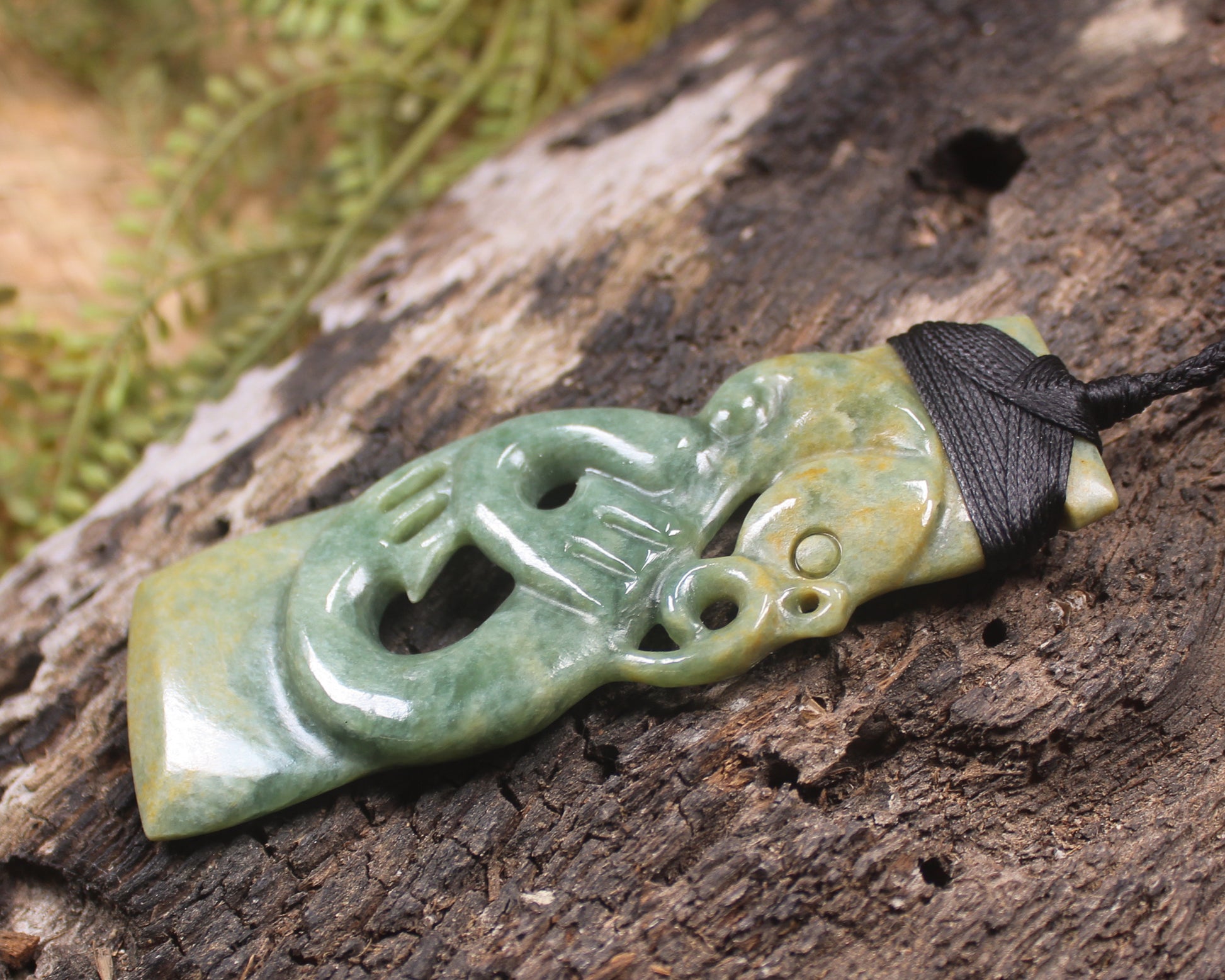 Toki Pounamu Pendant