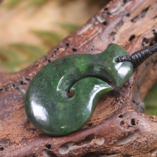 Hei Matau or Fish Hook carved from Kawakawa Pounamu - NZ Greenstone