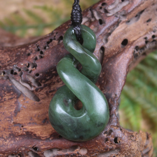 Twist carved from Kawakawa Pounamu - NZ Greenstone