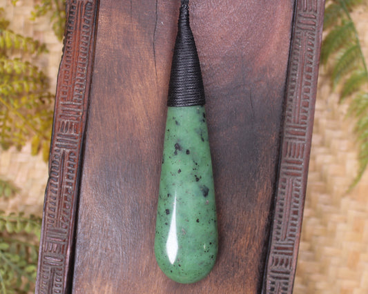 Roimata Teardrop carved from Hapopo Pounamu - NZ Greenstone