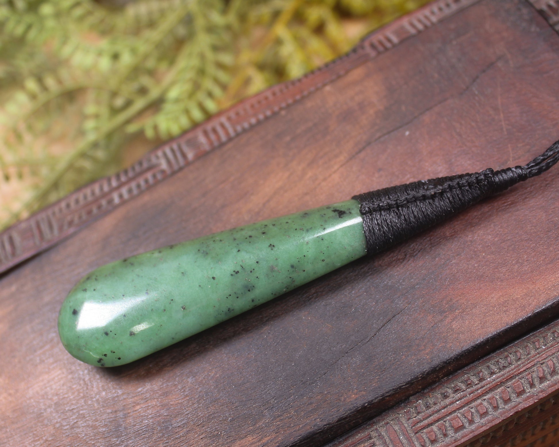 Roimata Teardrop carved from Hapopo Pounamu - NZ Greenstone