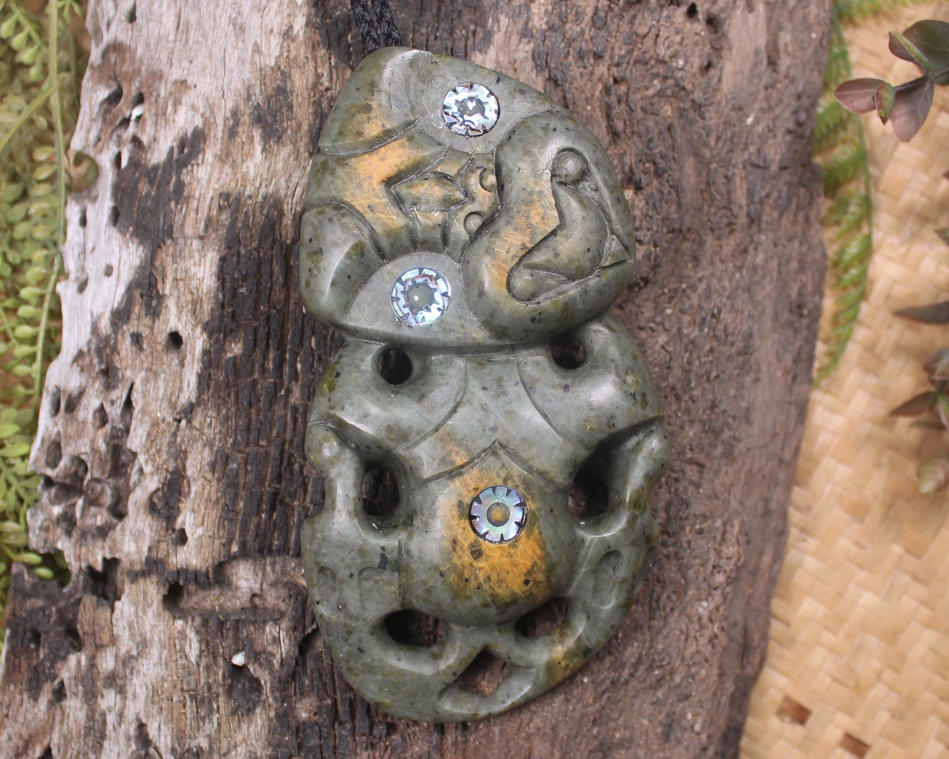 Rimu Pounamu Hei Tiki - NZ Greenstone