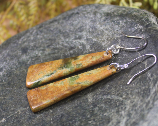 Roimata or Teardrop earrings carved from Flower Jade Pounamu - NZ Greenstone