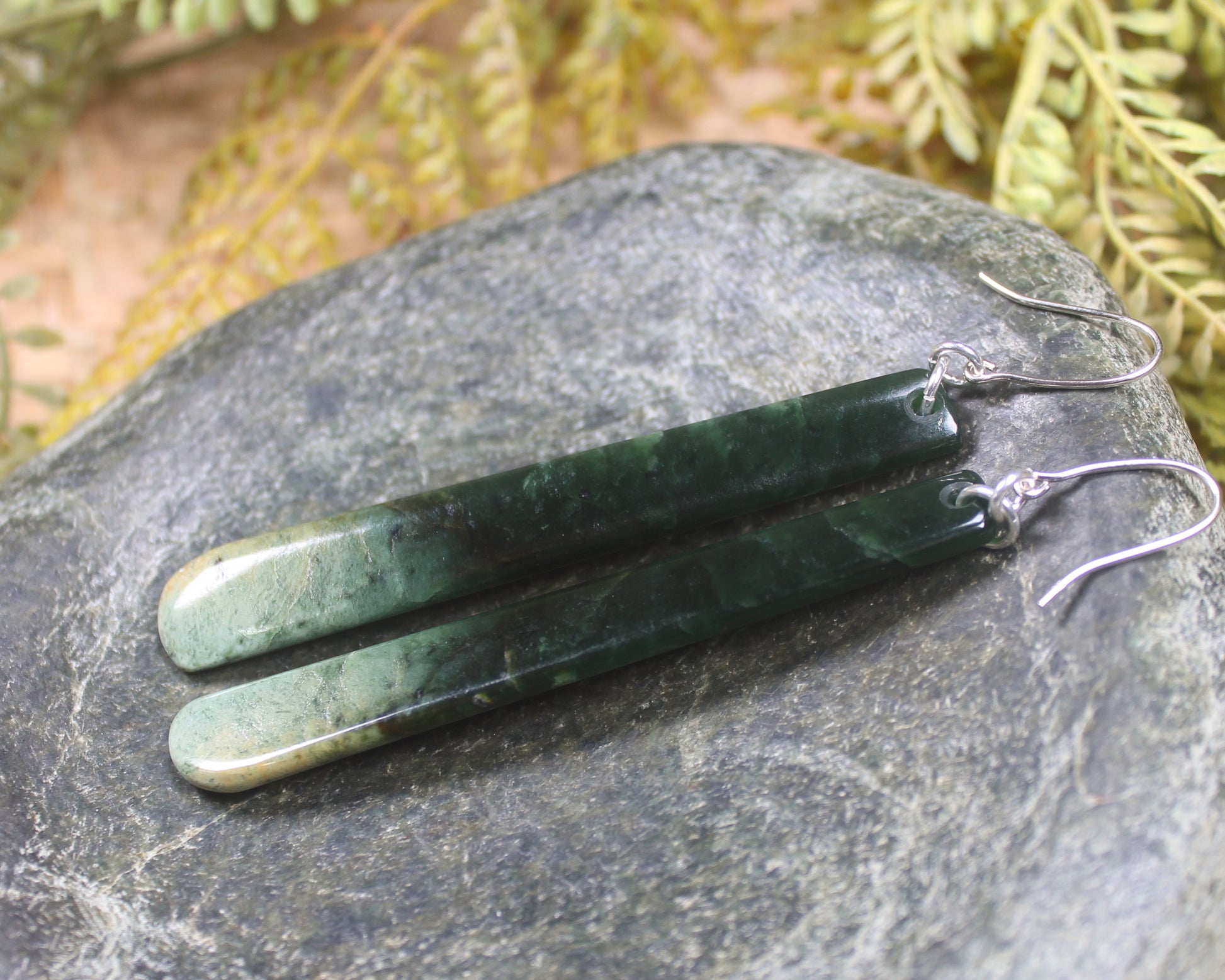 Roimata or Teardrop earrings carved from Kawakawa Pounamu - NZ Greenstone
