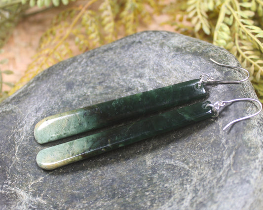 Roimata or Teardrop earrings carved from Kawakawa Pounamu - NZ Greenstone