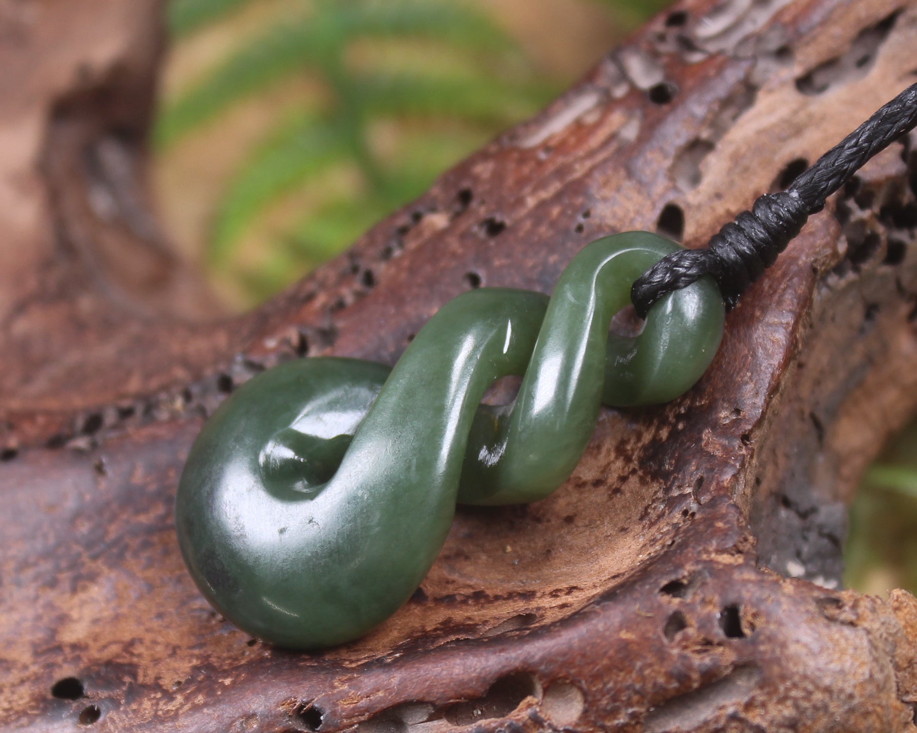 Twist carved from Kawakawa Pounamu - NZ Greenstone