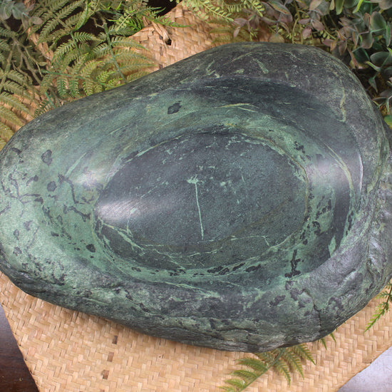 NZ Serpentine Bowl