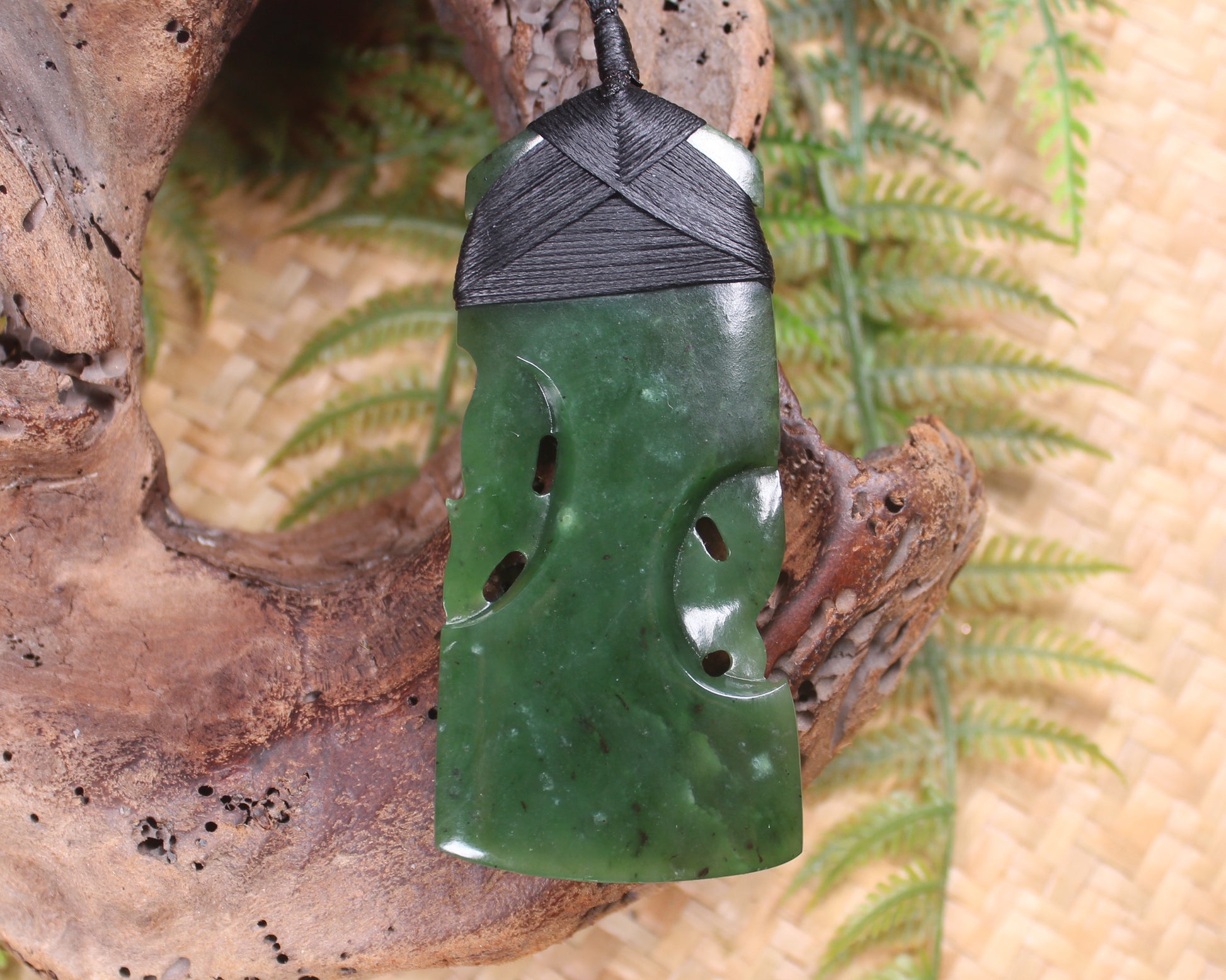 Manaia Toki or Adze Pendant carved from Kawakawa Pounamu - NZ Greenstone