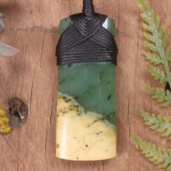 Flower Jade Pounamu Toki