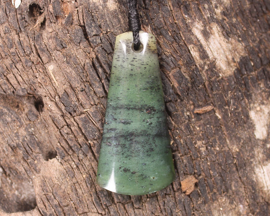 Toki or Adze Pendant carved from Tangiwai Pounamu - NZ Greenstone