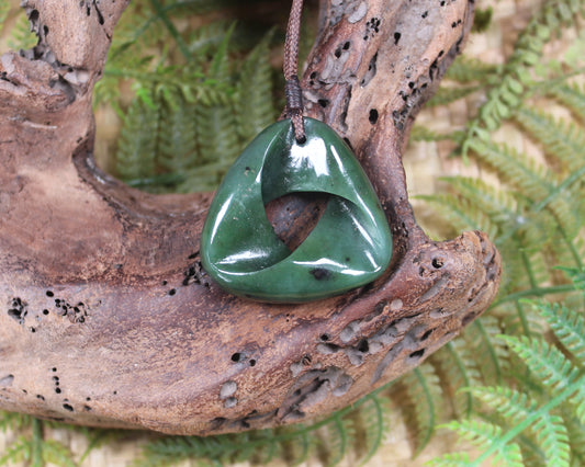 Mobius Ribbon Pendant carved from Hapopo Pounamu - NZ Greenstone