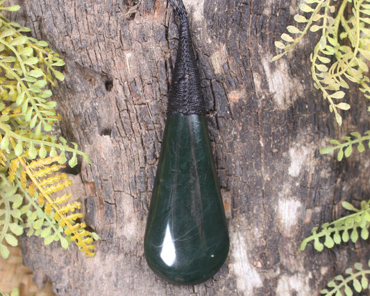 Kawakawa Pounamu Roimata Pendant - NZ Greenstone