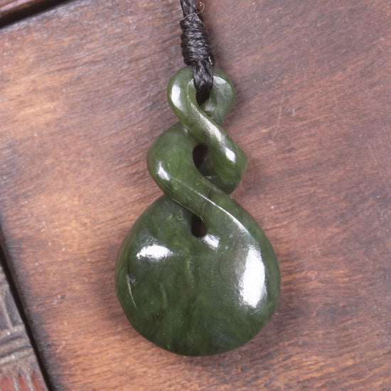 Twist carved from Kawakawa Pounamu - NZ Greenstone