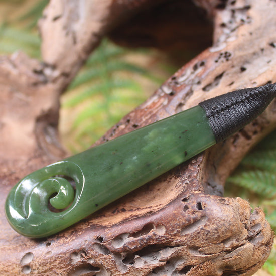 Roimata or Teardop with Koru carved from Kawakawa Pounamu - NZ Greenstone