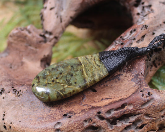 Rimu Pounamu Roimata - NZ Greenstone