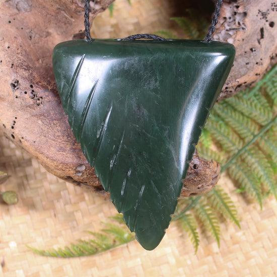Taniwha Tooth or Niho carved from Kawakawa Pounamu - NZ Greenstone