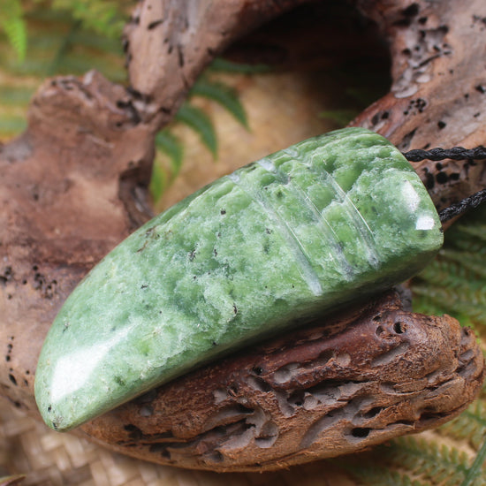 Taniwha Tooth or Niho carved from Kawakawa Pounamu - NZ Greenstone