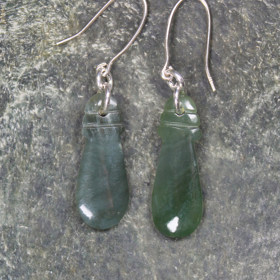 Mere Earrings carved from Hapopo Pounamu - NZ Greenstone