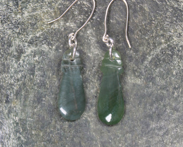 Mere Earrings carved from Hapopo Pounamu - NZ Greenstone