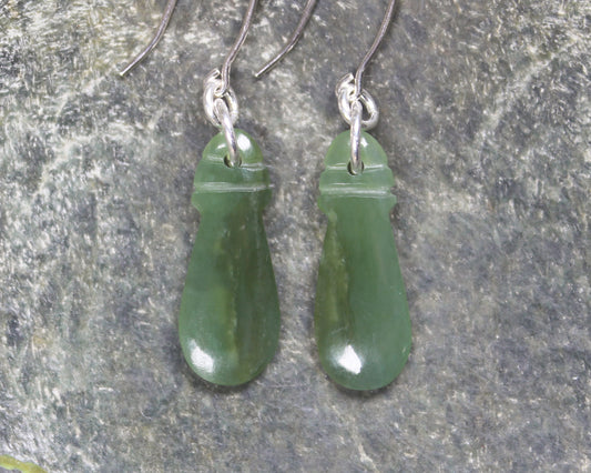 Mere Earrings carved from Rimu Pounamu - NZ Greenstone