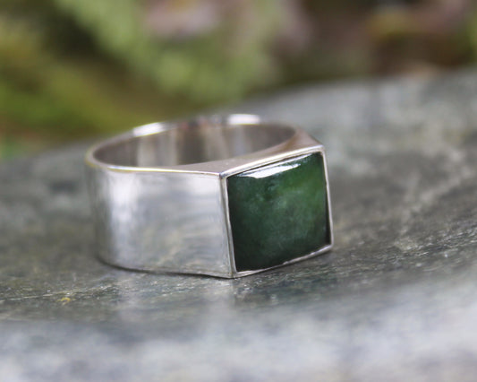 Sterling Silver Kawakawa Pounamu Ring - NZ Greenstone