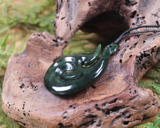 Hei Matau or Fish Hook carved from Kawakawa Pounamu - NZ Greenstone