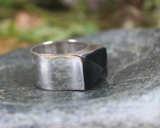 Sterling Silver Kawakawa Pounamu Ring - NZ Greenstone