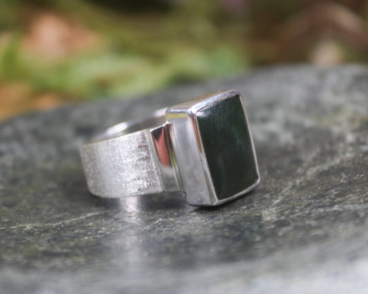 Sterling Silver Kawakawa Pounamu Ring - NZ Greenstone