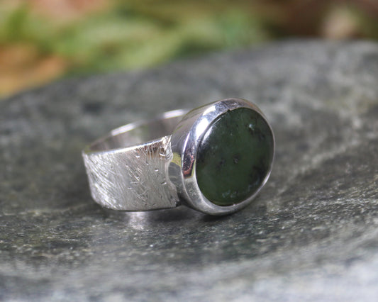 Sterling Silver Rimu Pounamu Ring - NZ Greenstone