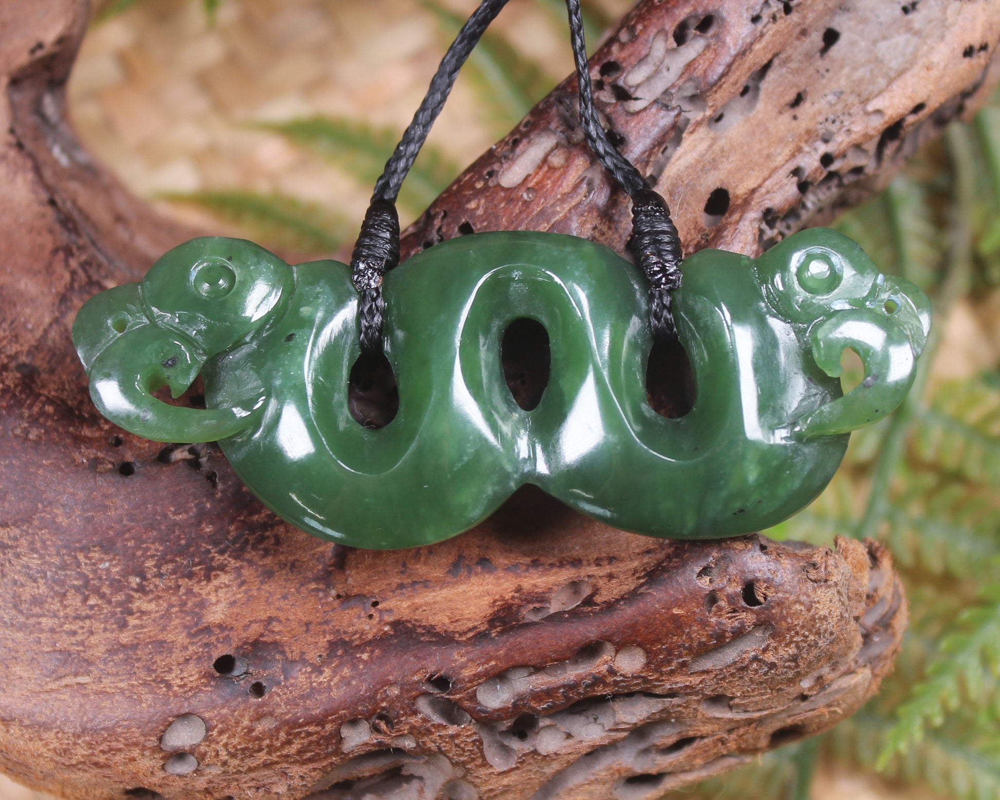 Pekapeka Pendant carved from Hapopo Pounamu - NZ Greenstone