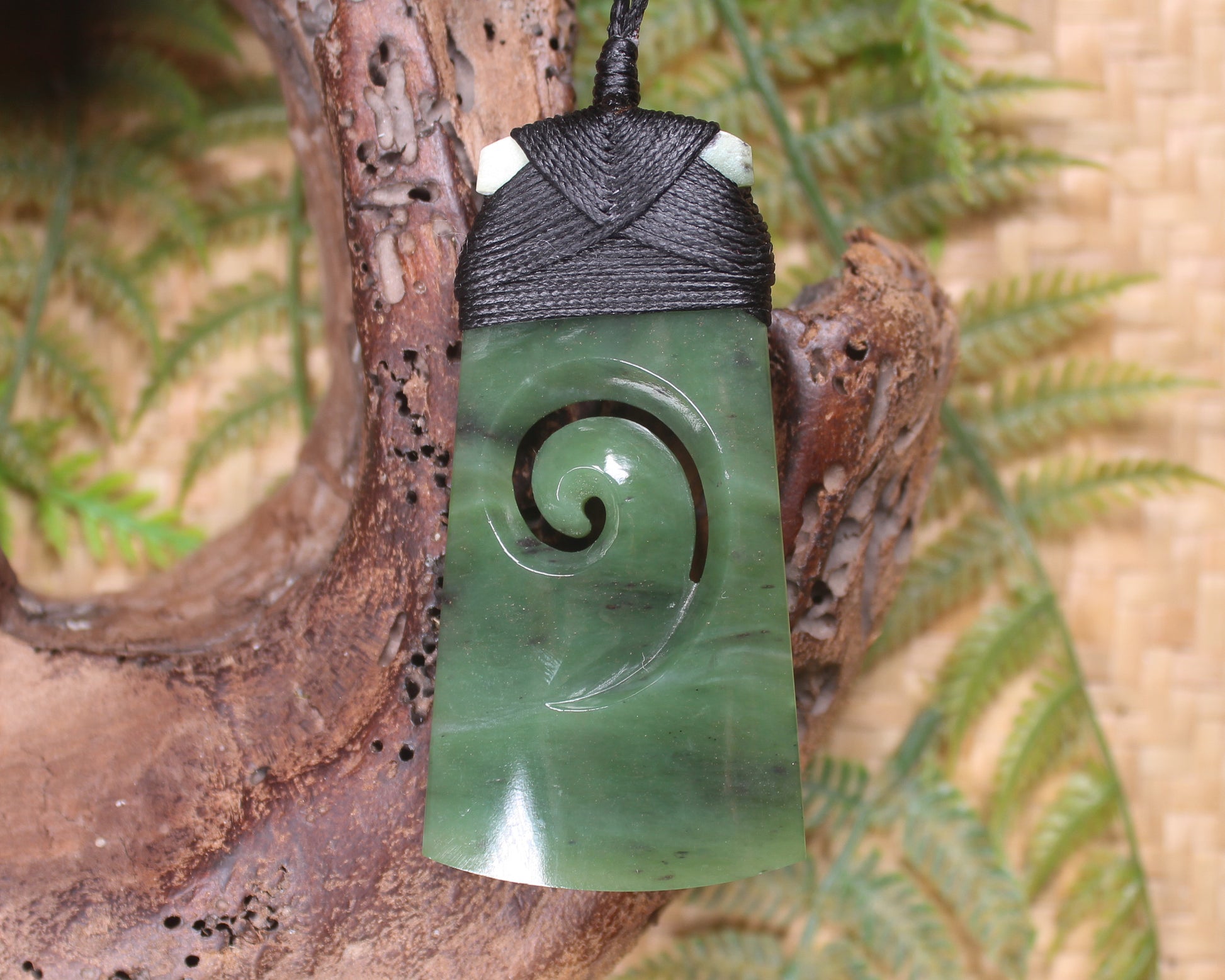 Toki or Adze with Koru carved from Hapopo Pounamu - NZ Greenstone