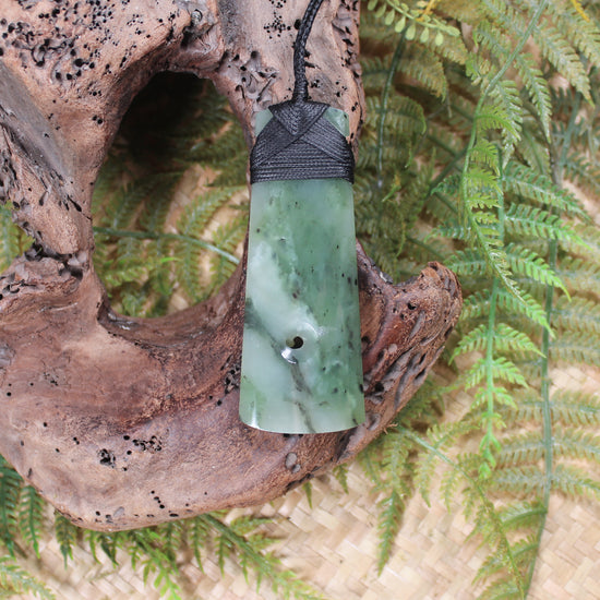 Toki or Adze with Koru carved from Hapopo Pounamu - NZ Greenstone