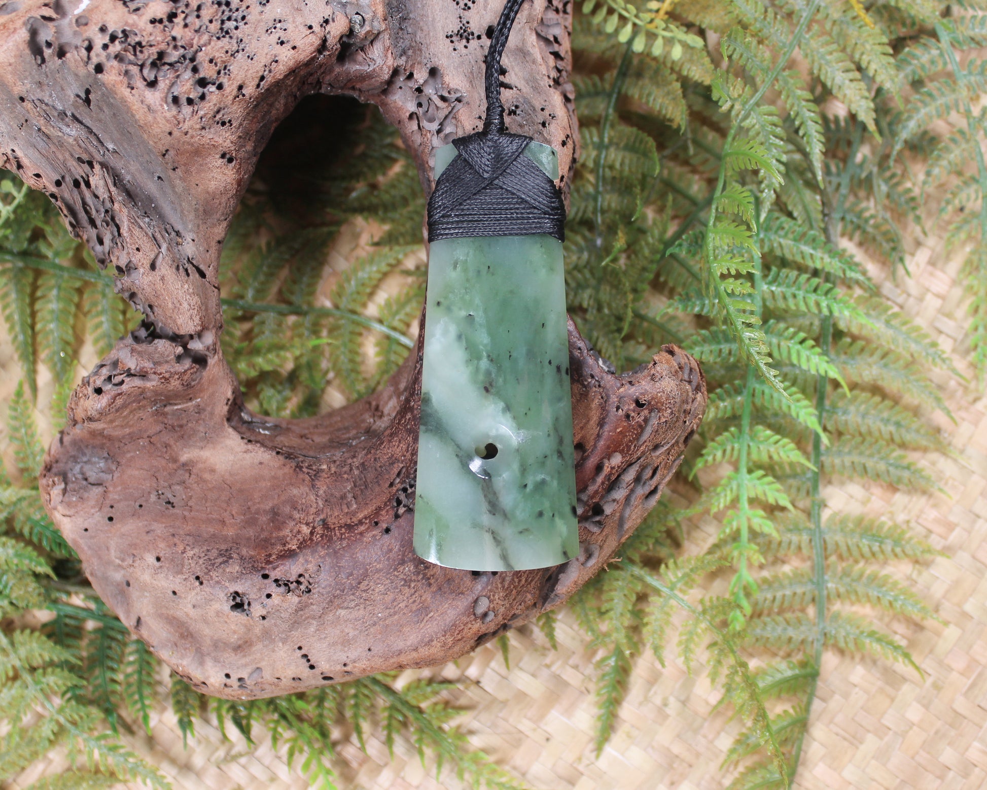 Toki or Adze with Koru carved from Hapopo Pounamu - NZ Greenstone