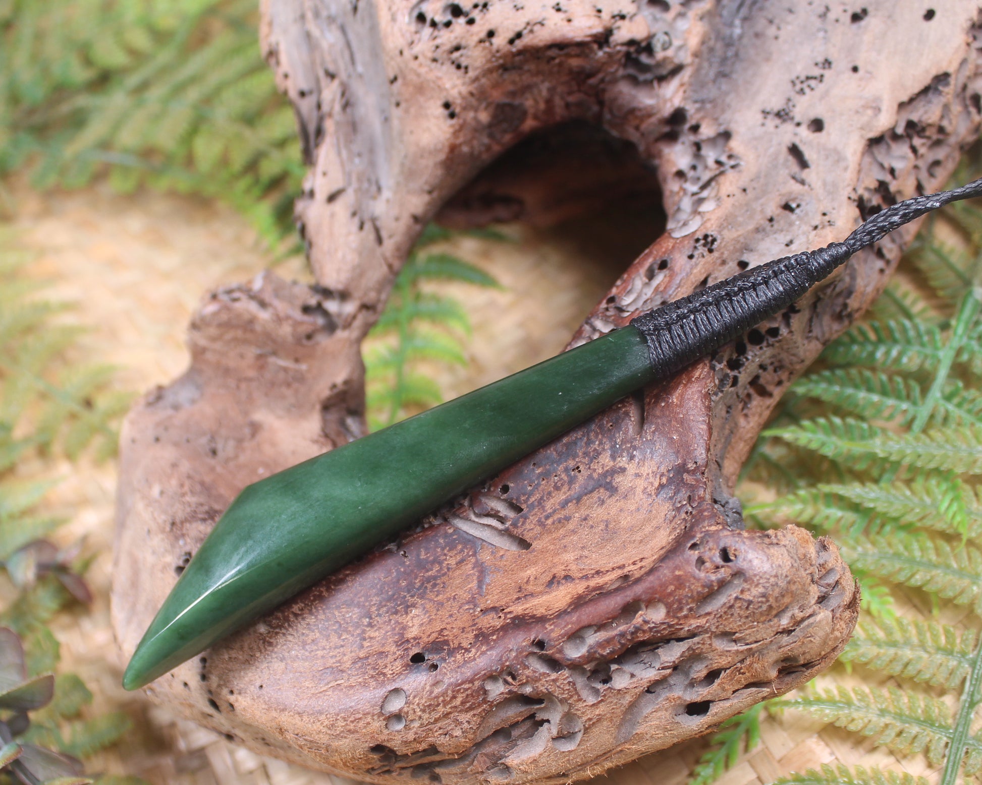 Kawakawa Pounamu Toki