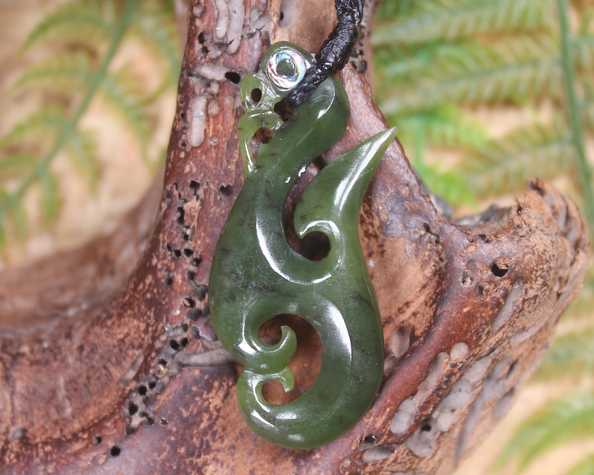 Manaia pendant carved from Rimu Pounamu - NZ Greenstone