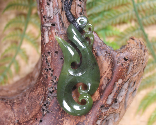 Manaia pendant carved from Rimu Pounamu - NZ Greenstone