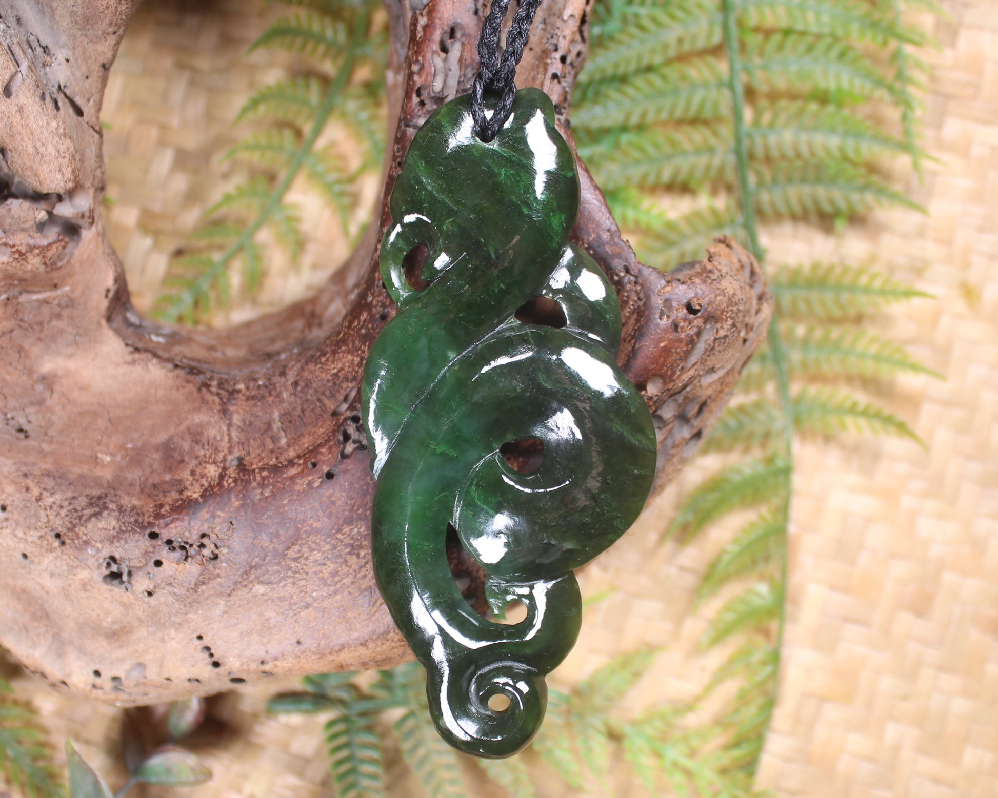 Manaia carved from Kawakawa Pounamu - NZ Greenstone