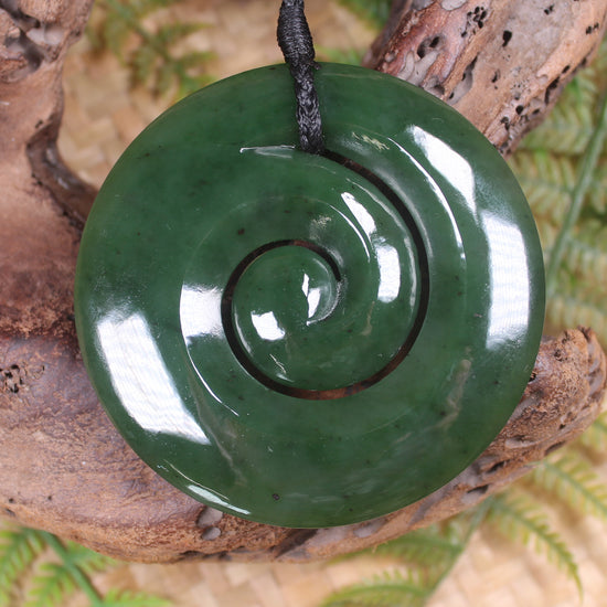 Koru pendant carved from Kawakawa Pounamu - NZ Greenstone