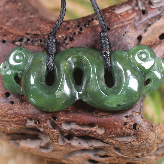 Pekapeka Pendant carved from Hapopo Pounamu - NZ Greenstone