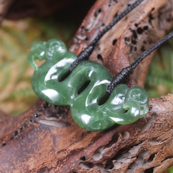 Pekapeka Pendant carved from Hapopo Pounamu - NZ Greenstone