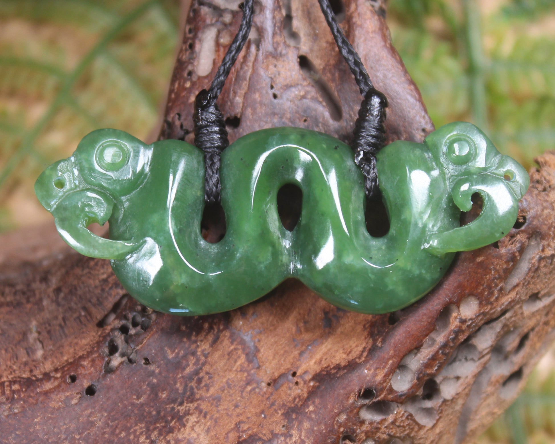 Pekapeka Pendant carved from Hapopo Pounamu - NZ Greenstone
