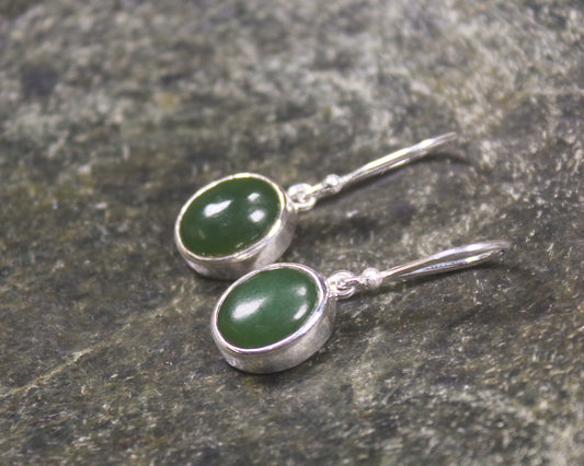 Roimata or Teardrop earrings carved from Kawakawa Pounamu - NZ Greenstone