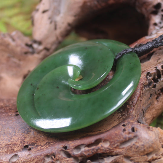Koru pendant carved from Kawakawa Pounamu - NZ Greenstone